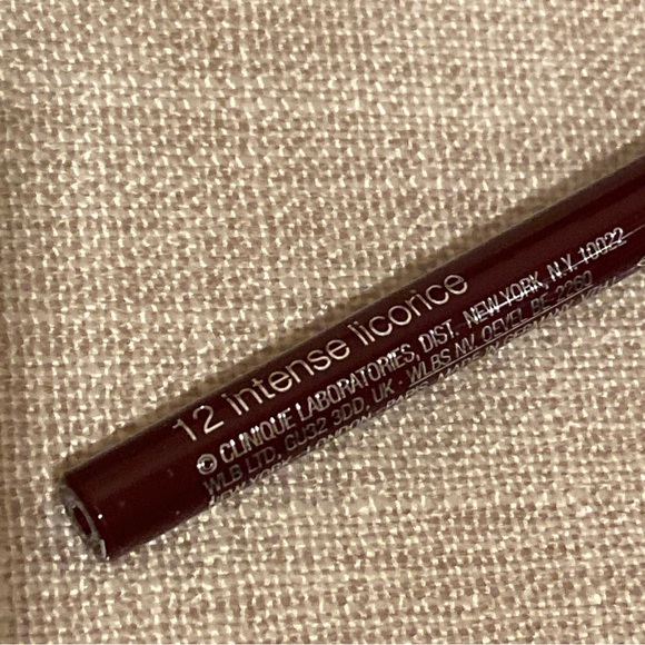 CLINIQUE Quickliner for Lips - Intense Licorice .01 Oz New In Box - Picture 7 of 8